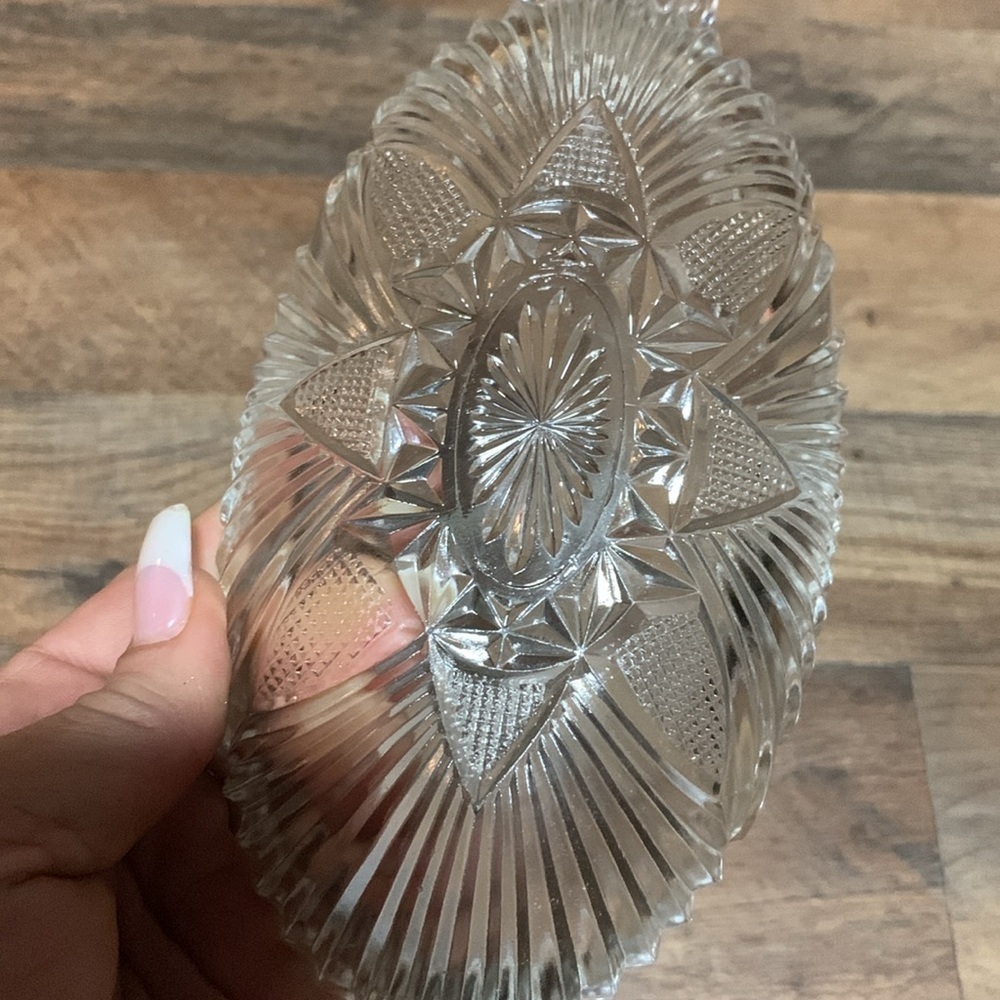Set of 2 Vintage Oval Shape Crystal Celery Serving Candy Nut Trinket Dishes EUC - Picture 4 of 9